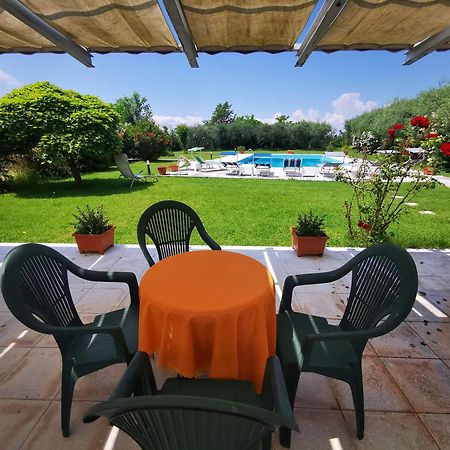 Casa Ghirlanda Con Piscina E Campo Da Tennis Λατζίζε Εξωτερικό φωτογραφία