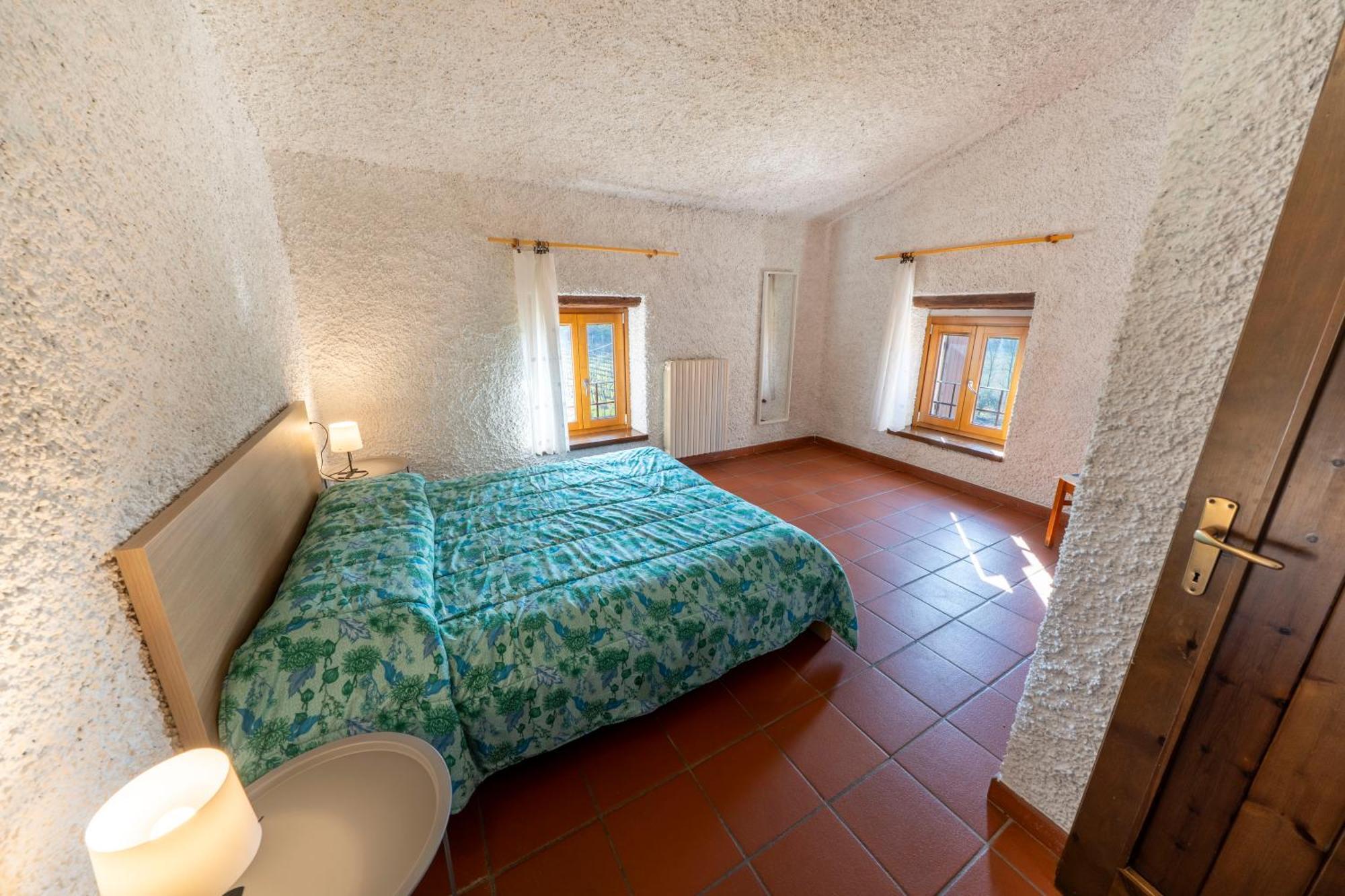 Casa Ghirlanda Con Piscina E Campo Da Tennis Λατζίζε Εξωτερικό φωτογραφία